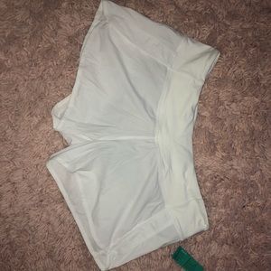 LULU LEMON SHORTS BRAND NEW